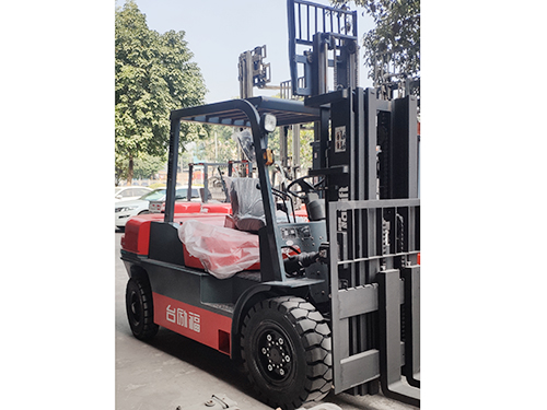 東莞叉車(chē)出租